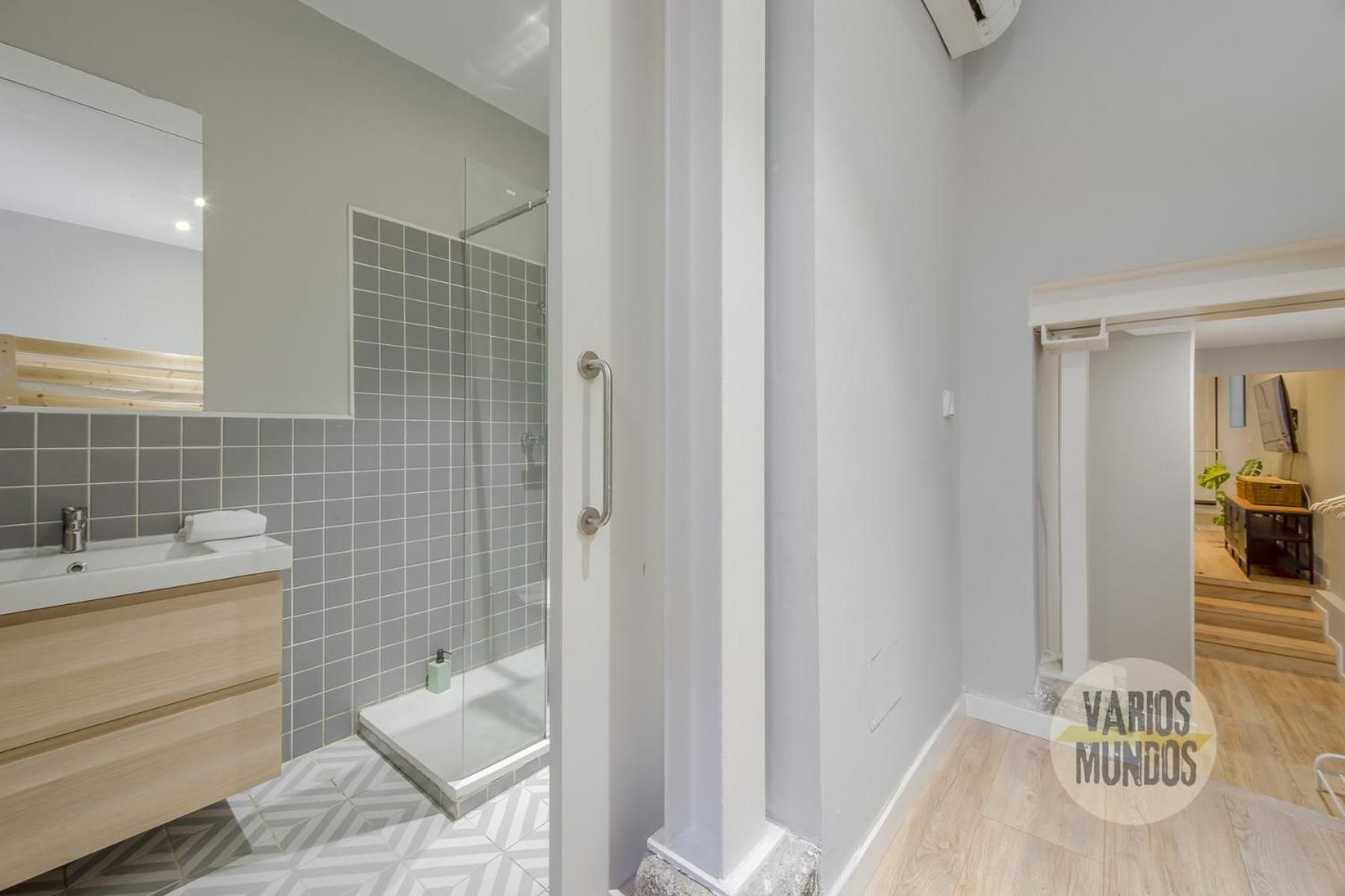 Modern Apt Para 7Pax En Chamberi-Ponzano Madrid Luaran gambar