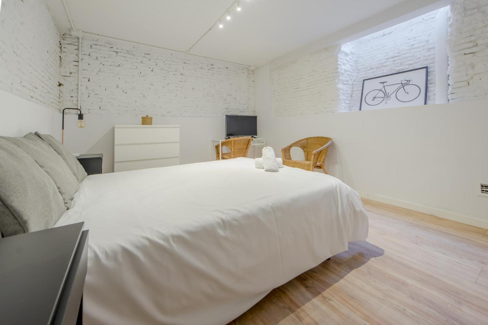 Modern Apt Para 7Pax En Chamberi-Ponzano Madrid Luaran gambar